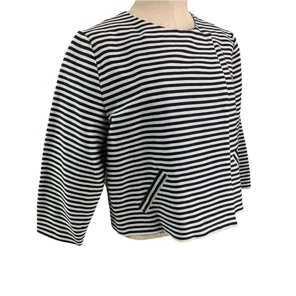Medium (8/10) Chico's New Black White Stripe "Sarah" Jacket Travel Collection